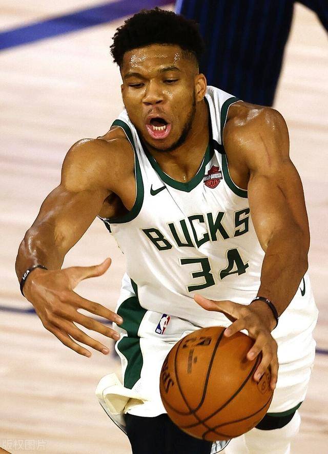 九游官网入口 -波尔图发布备战花絮；今夜手感冰凉；欧超杯任务艰巨；球队文化再被提及(波尔图与蓝十字实力)