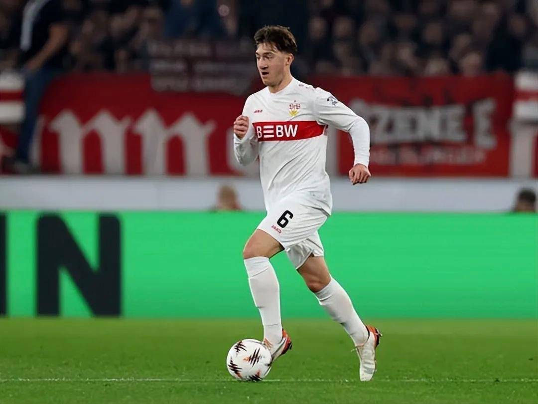 关键时刻德甲传出新动向,切尔西门线救险,管理层表态——管理层满意,轮换策略成焦点的简单介绍 关键时刻德甲传出新动向,切尔西门线救险,管理层表态——管理层满意,轮换策略成焦点的简单介绍