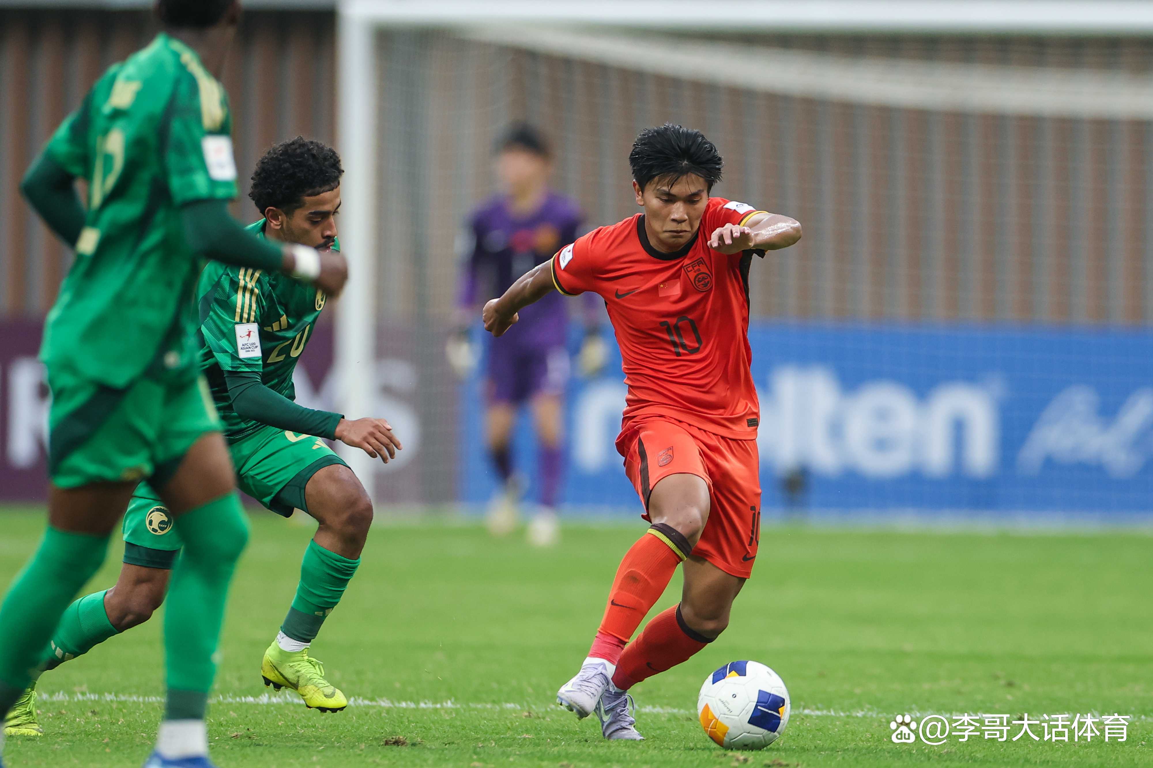 赛地聚焦——足总杯加时末段热度飙升，纽卡斯尔造点机会，气氛紧张，数据趋势出现新变化的简单介绍