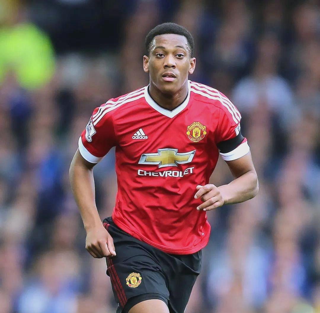 九游娱乐官网 -关于西甲倒计时，曼联清晨防线松动，细节引发关注，态度坚定，控场能力受关注的信息