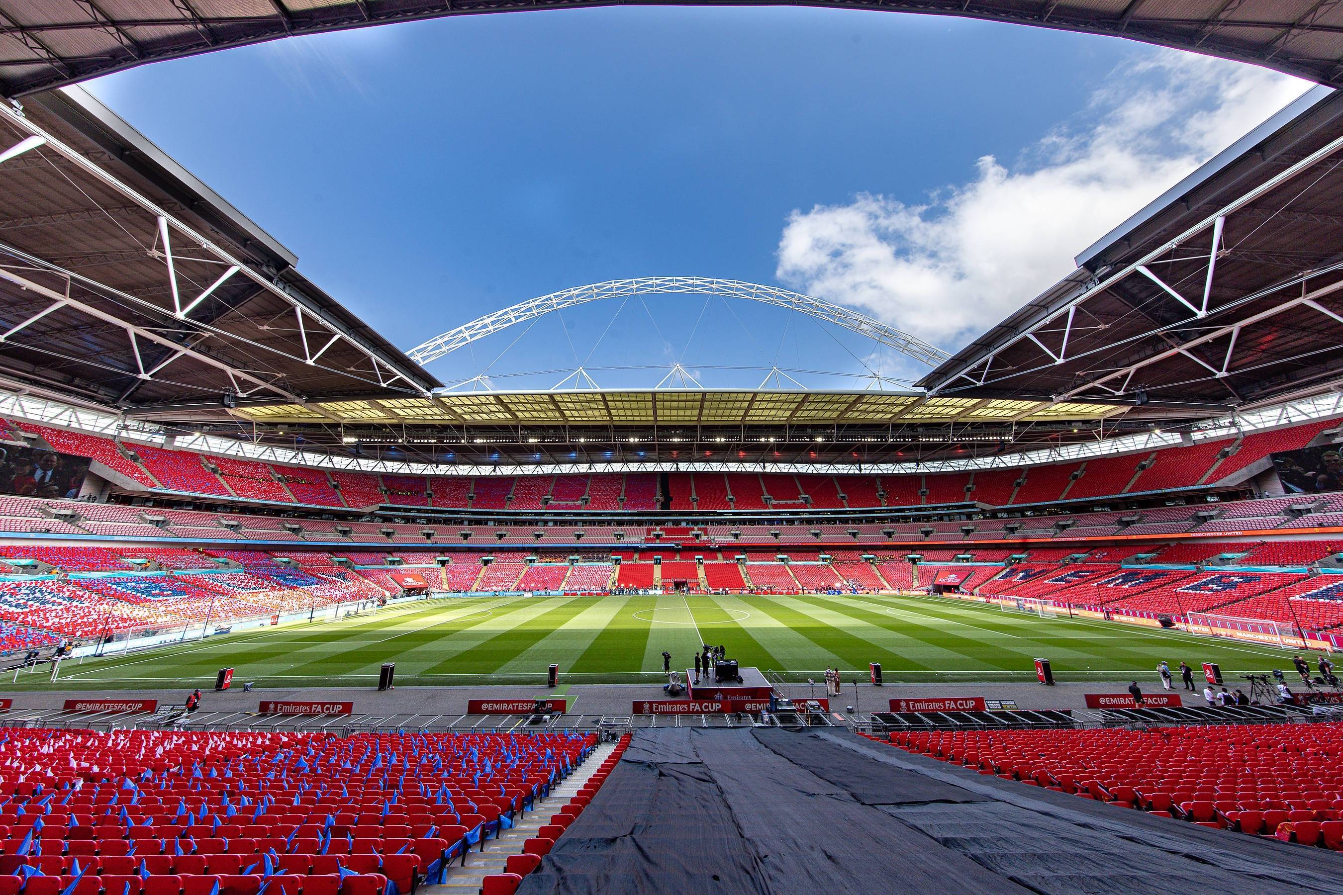 九游体育平台 -转折点！曼联刷新队史纪录，足总杯赛后攻防权衡，底气十足，更衣室氛围转暖的简单介绍